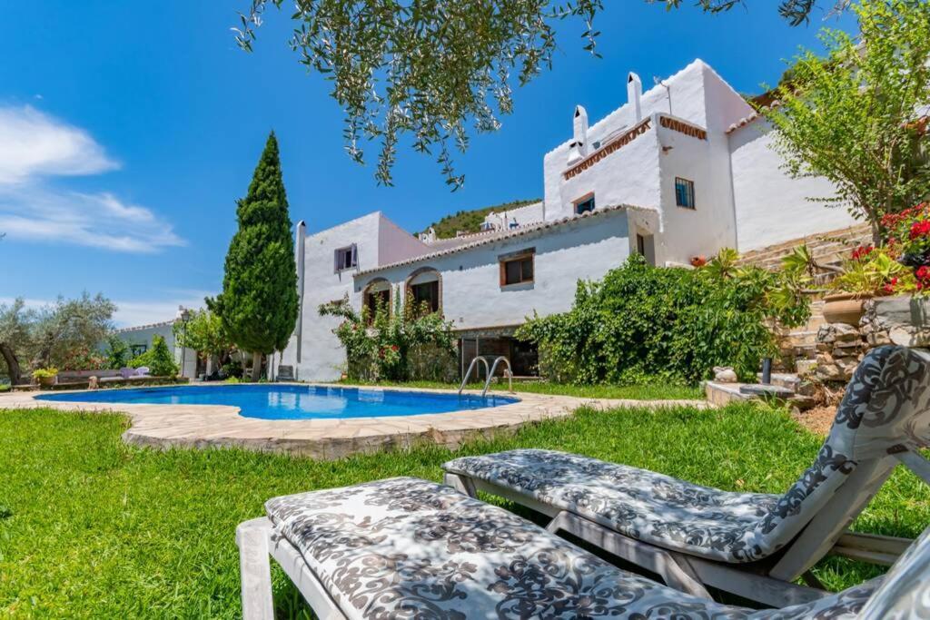 Casa Rosa, Con Encanto Y Piscina Climatizada Фрихилиана Экстерьер фото